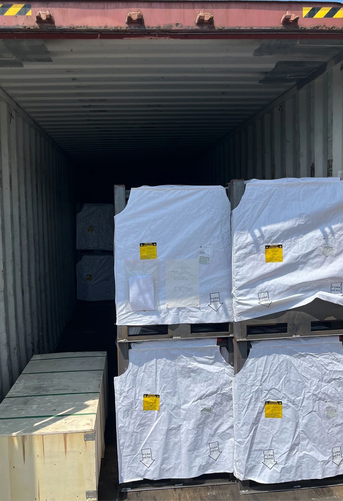 Cargo loaded incorrectly — axle weight out of compliance
